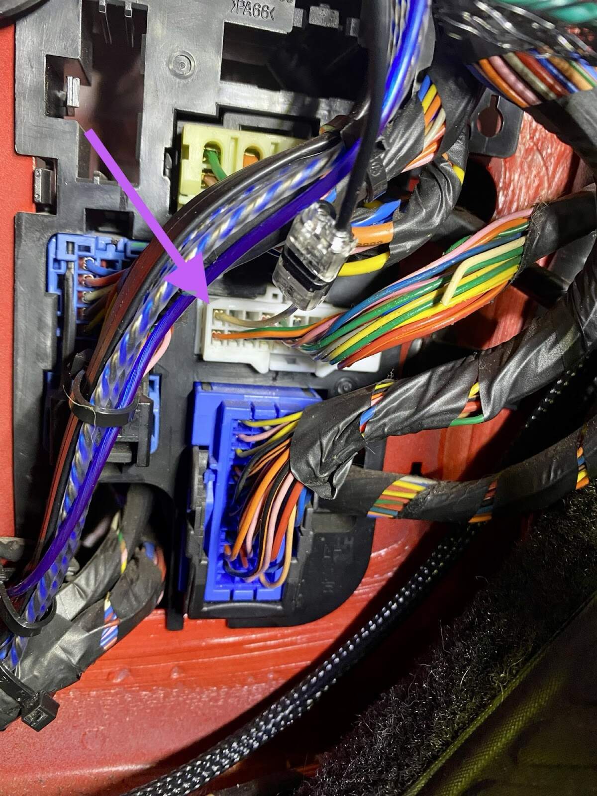 Reverse light relay location in driver side fuse box with arrow
